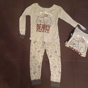 Gray long sleeve/pants pajamas with bonus shirt!